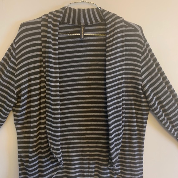 Black and Grey long sleeve cardigan, L - Picture 7 of 8
